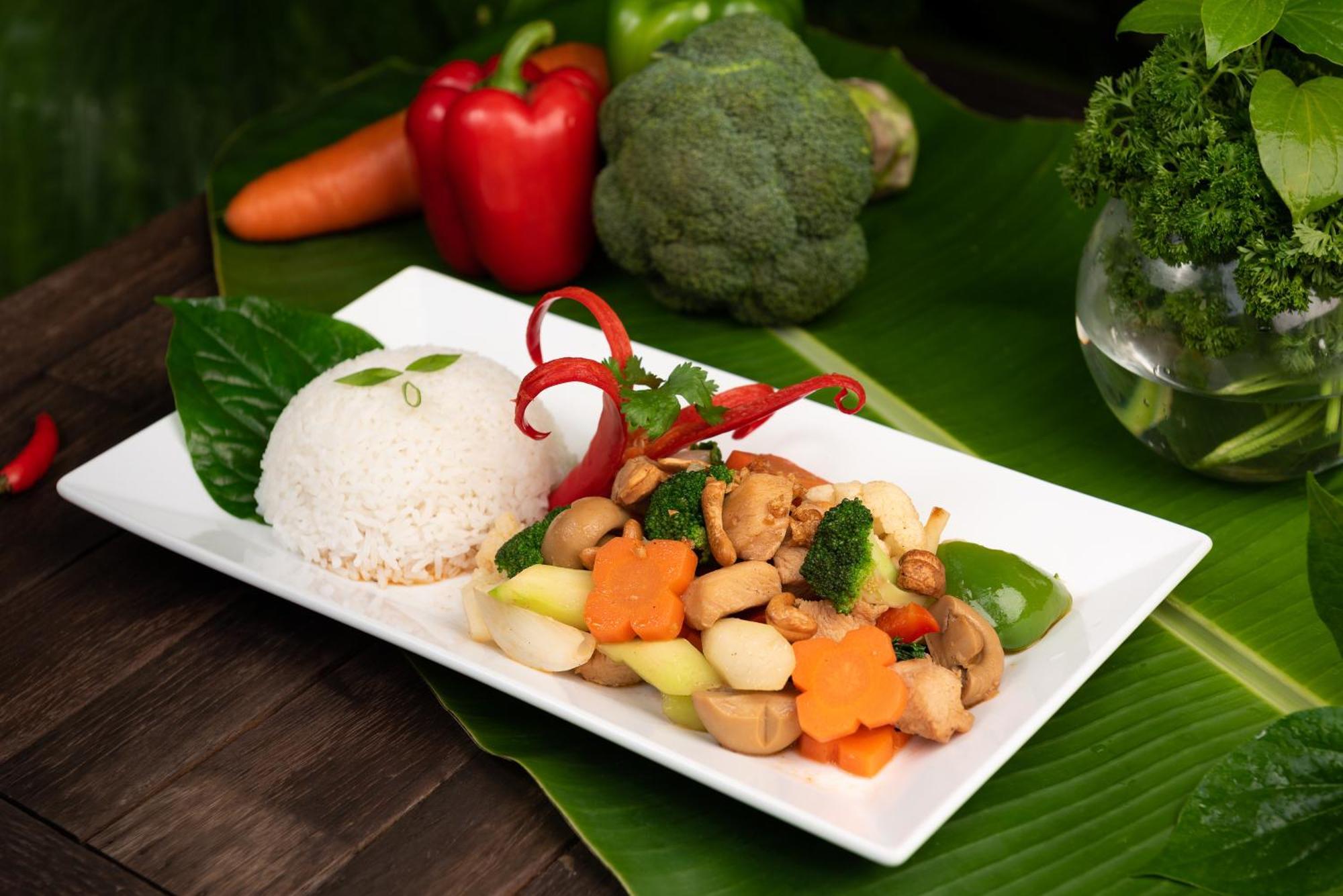 The Urban Hotel Siem Reap Exterior foto